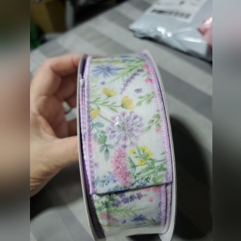 Burton Ribbon with Aqua Accents